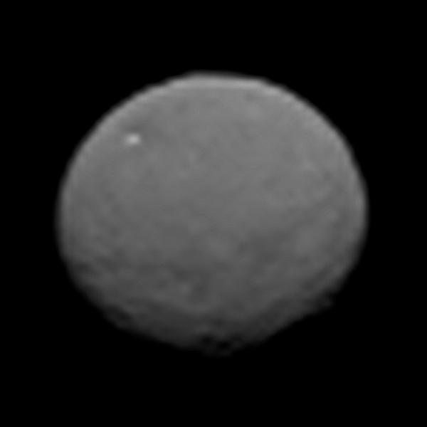 PIA19172 Ceres.jpg