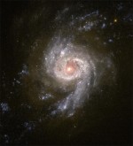 Starburst galaxy NGC 3310. Credit: NASA and The Hubble Heritage Team (STScI/AURA)
Acknowledgment: G.R. Meurer and T.M. Heckman (JHU),
and C. Leitherer, J. Harris and D. Calzetti (STScI), M. Sirianni (JHU)