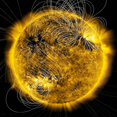 Domingos - Trocar ideias s/ teoria do Universo Elétrico Magfield_lines_sun_450x450