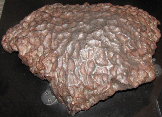 An iron meteorite fallen at Henbury, Australia, in c. 4,200 BP and found in 1931. Courtesy National Museum of Natural History, Smithsonian Institution, Washington DC, United States of America.