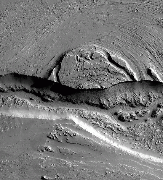 So-called "flood channel" near Olympia Fossae in the Martian Tharsis region. Original image credit: NASA/JPL/University of Arizona