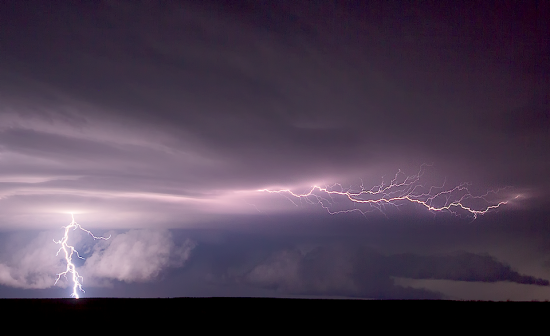 Lightning from a supercell captured in Paducah, Texas. Image credit: Kelly DeLay