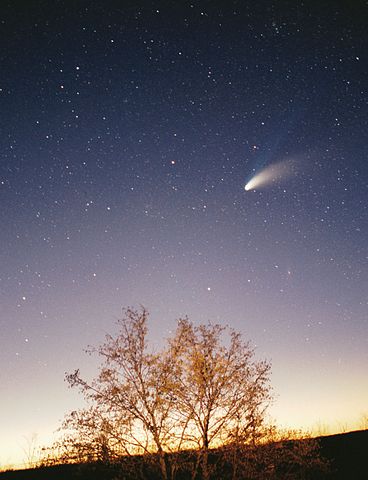 Space News -- Cometary Orbit 368px-Comet-Hale-Bopp-29-03-1997_hires_adj