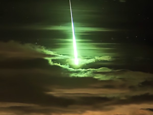 Electric Comets & Meteors | Thunderbolts Short